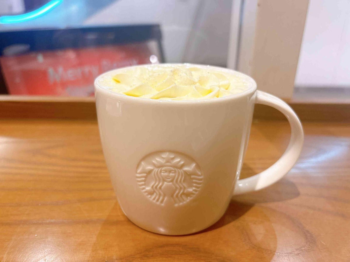 スタバの2024ホリデー新作いちごメニューはいつからいつまで飲める？ 販売期間をチェック