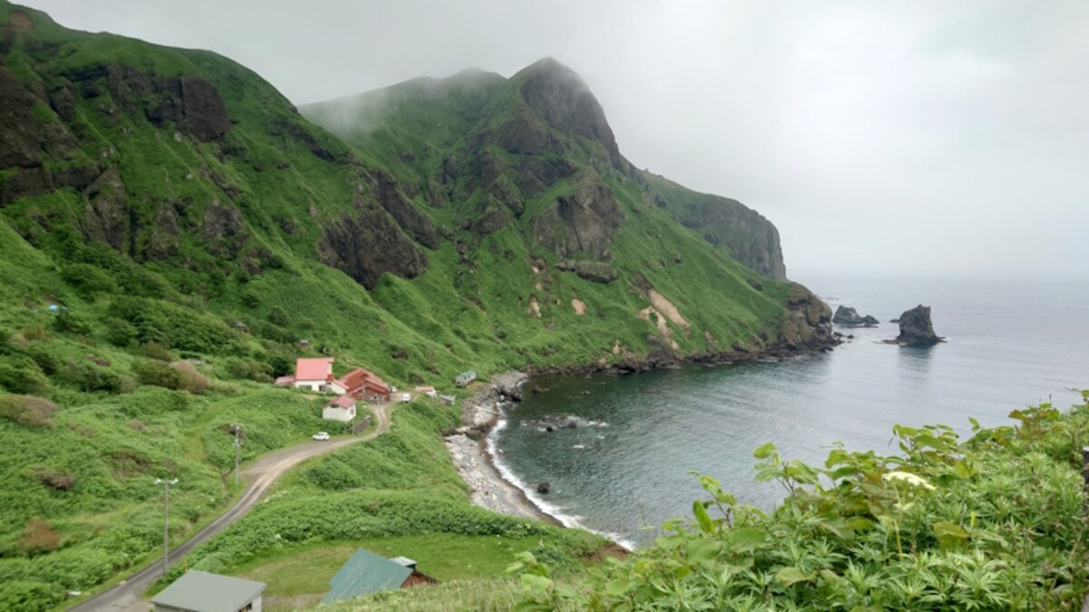 礼文島・猫岩