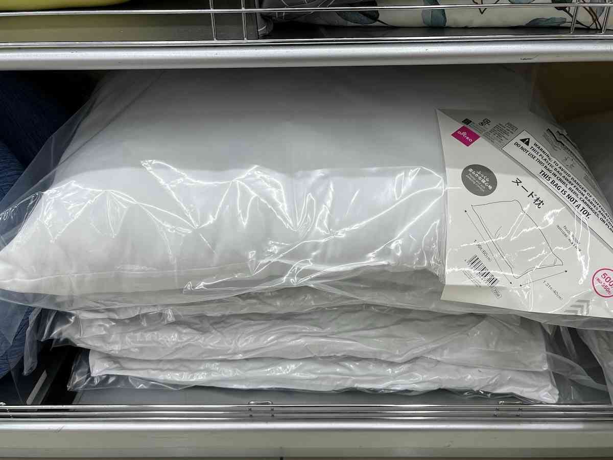 ダイソーの「ヌード枕」