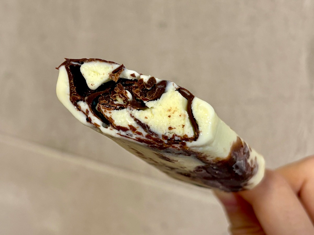 バニラアイスとチョコのバランスがたまりません