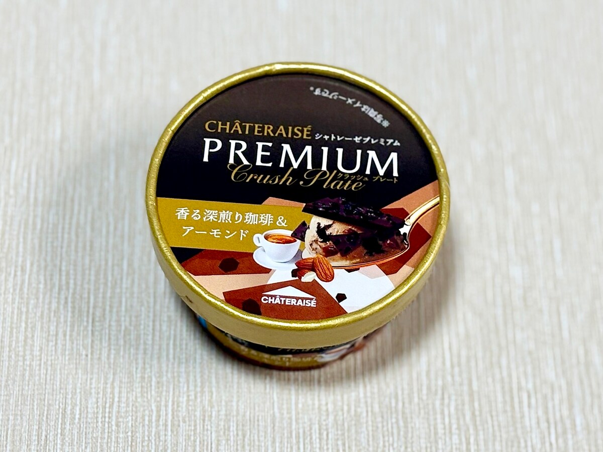 「CHATERAISE PREMIUM CRUSH PLATE 香る深煎り珈琲＆アーモンド」237円（税込）