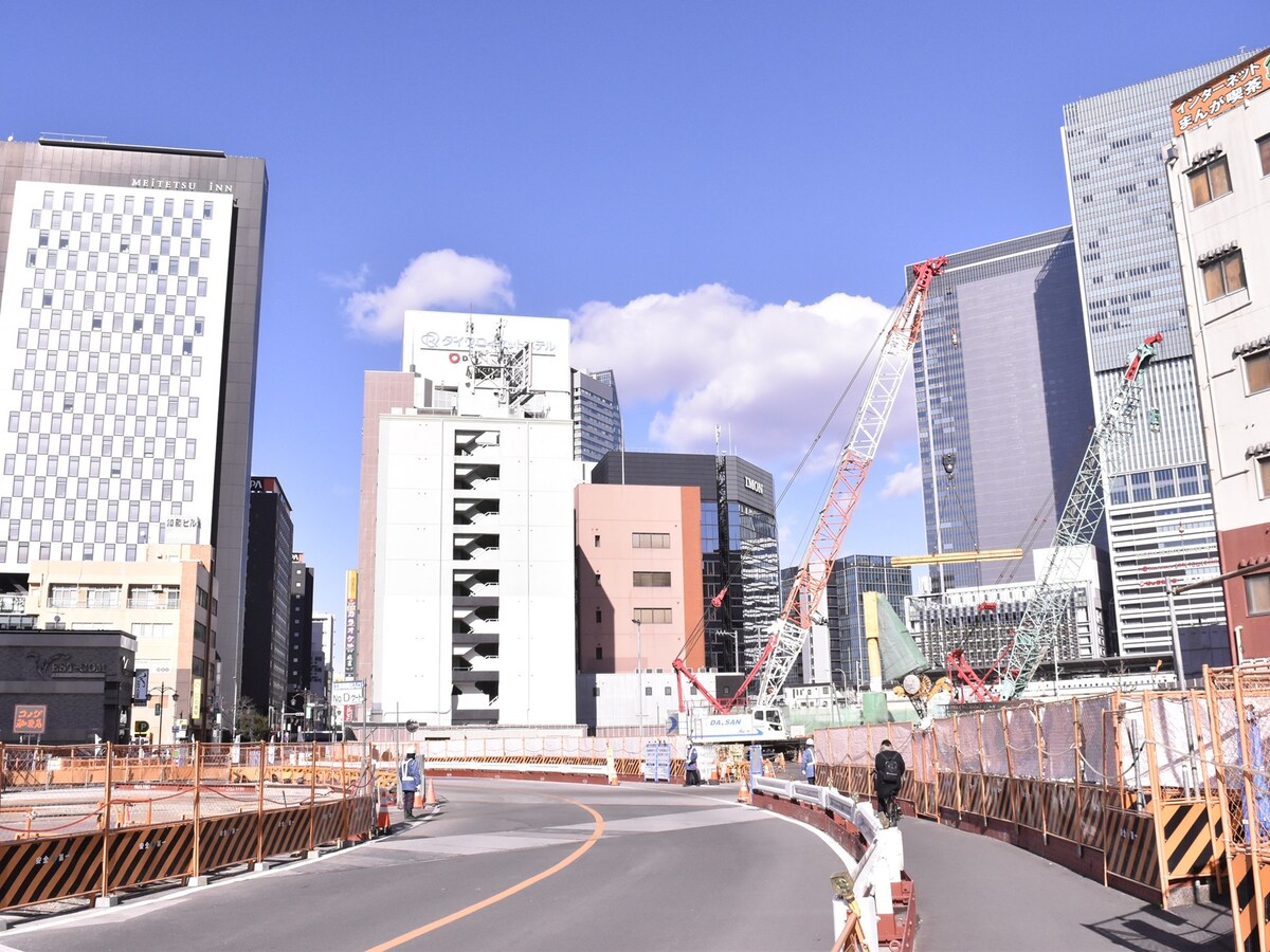 駅西