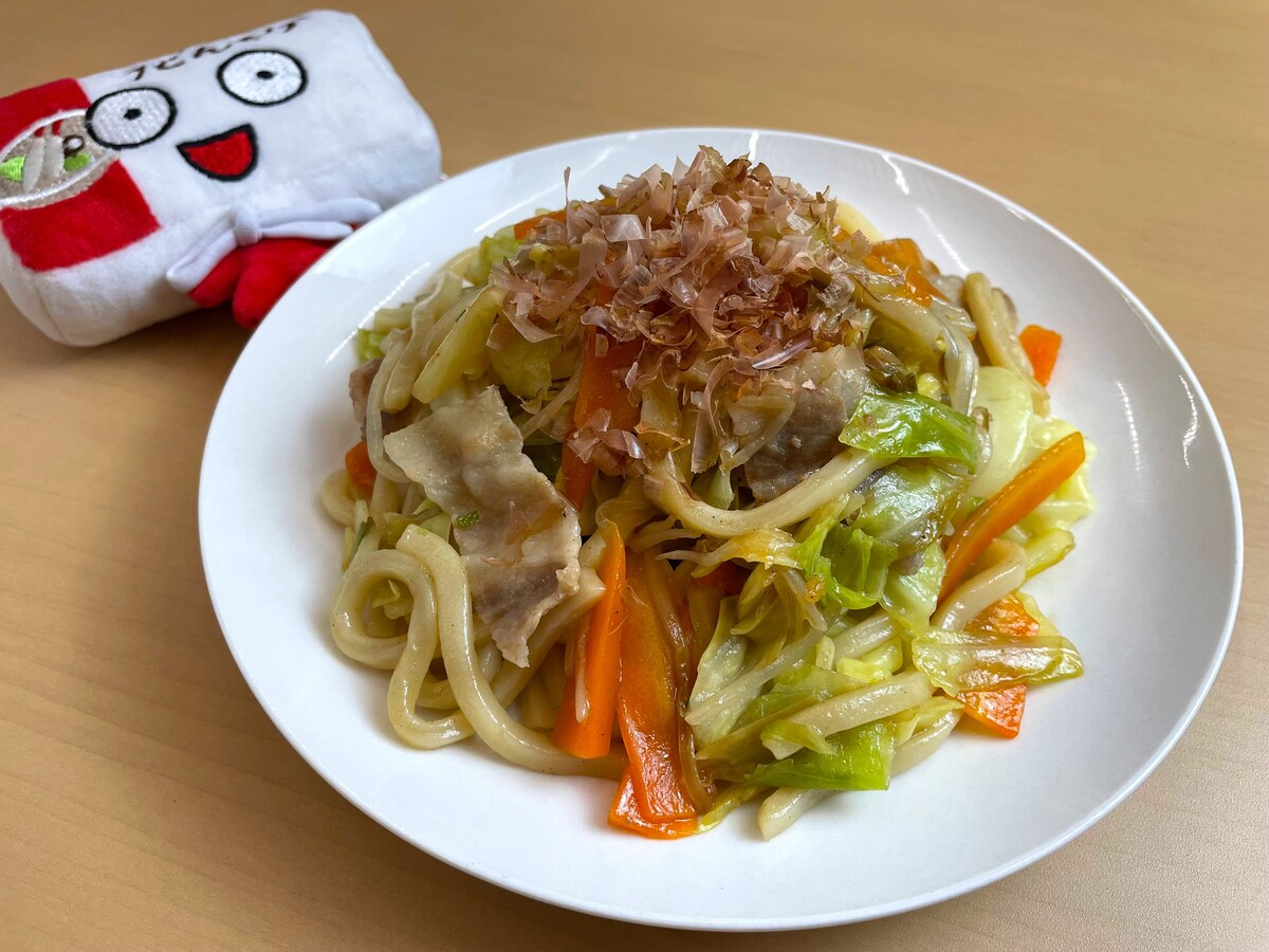 焼うどんにもうどんスープ