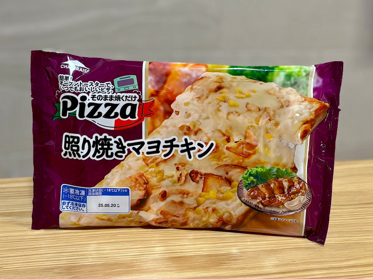 「そのまま焼くだけピザ 照りマヨチキン」356円（税込）