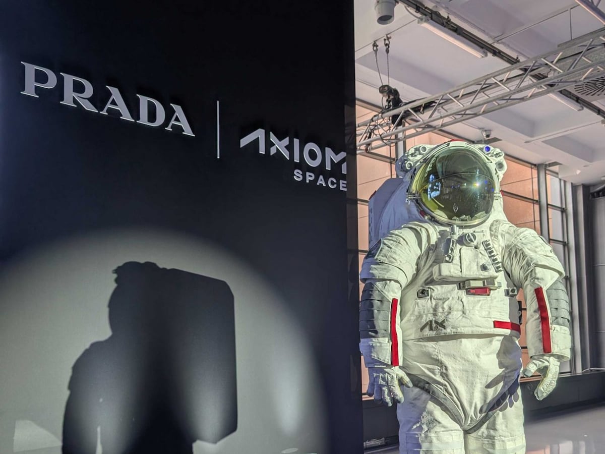 世界的ラグジュアリーブランドのPRADAがアクシオム・スペースと共同開発を進める月面用の宇宙服 ※画像：中村友弥さん撮影