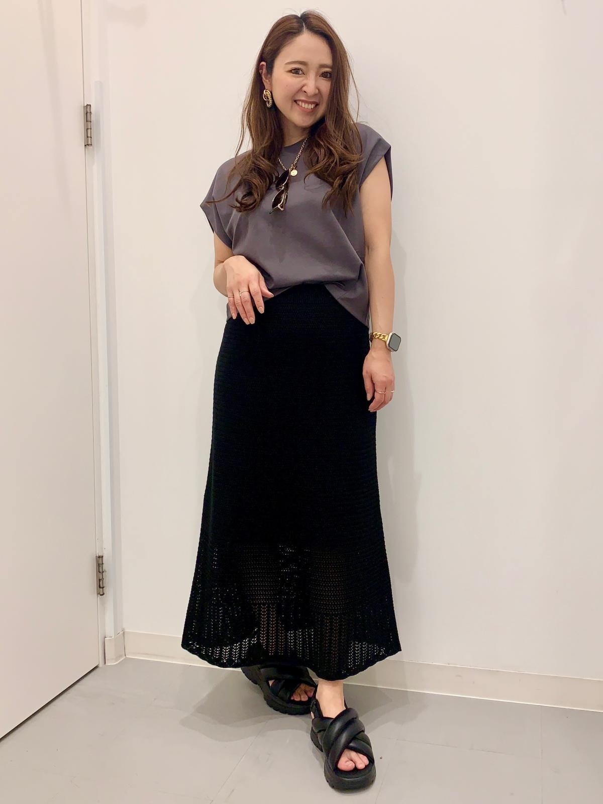素足はもちろん、ソックスを合わせても楽しめる一足です　出典：StyleHint