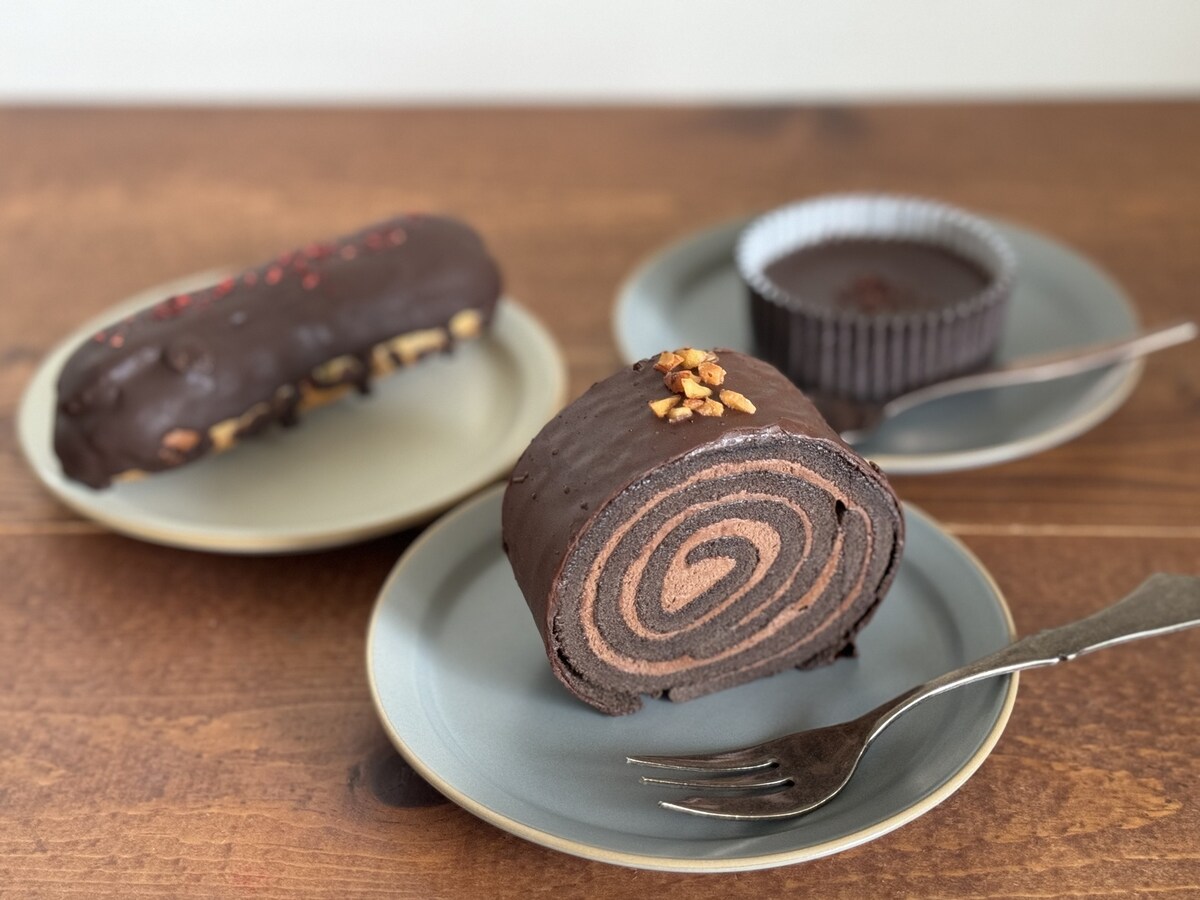 食感にフォーカスしたさまざまなチョコスイーツを発売