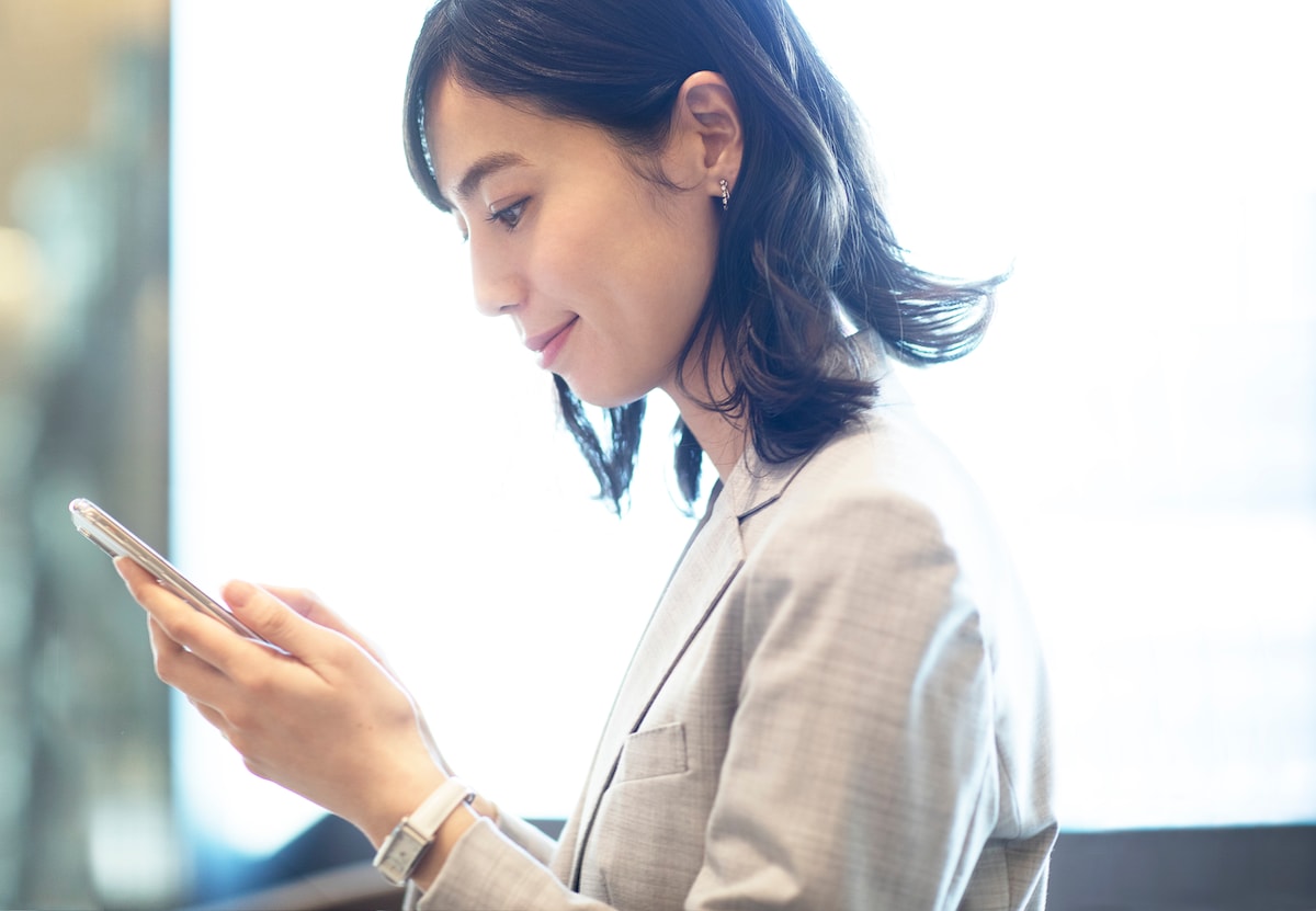 あなたと同じ年代で、1000万円以上貯めている人の割合は？