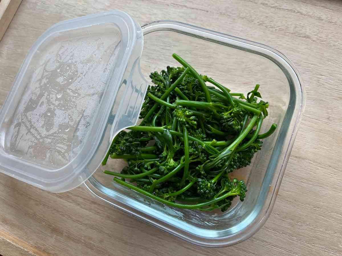 食品を保存して、そのまま食卓に