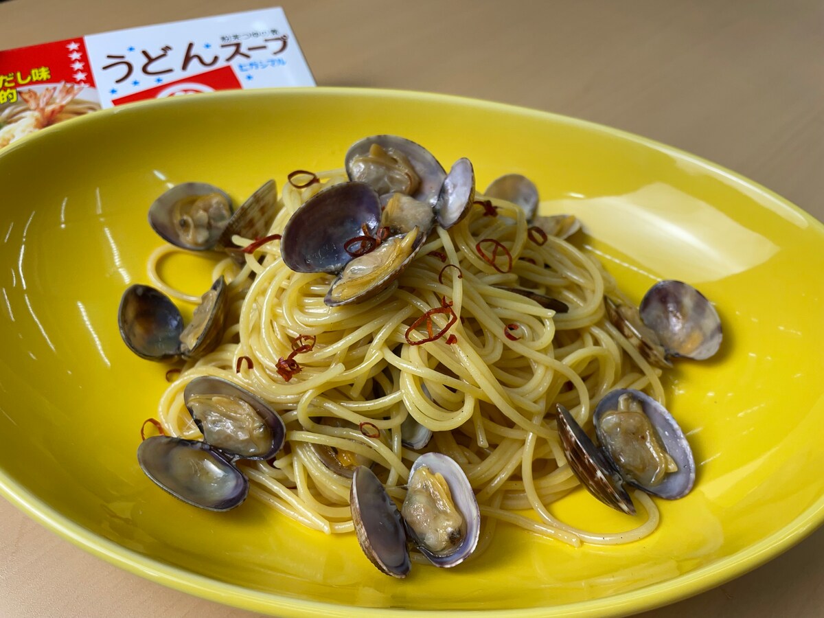 うどんスープでボンゴレ