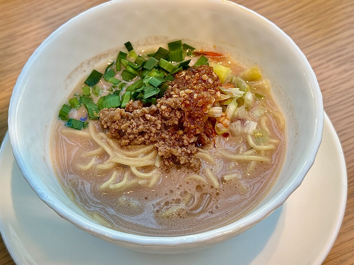 ライスヌードル or 中華麺で味わう「夏限定 冷製担々麺」