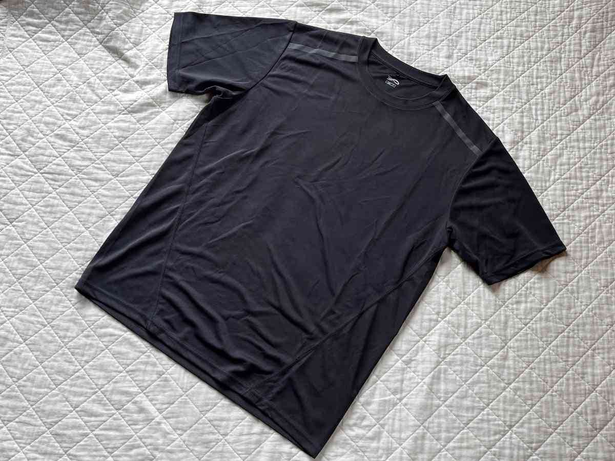 ワークマンの「氷撃冷感(R)-10℃半袖Tシャツ」は続く猛暑の対策におすすめ