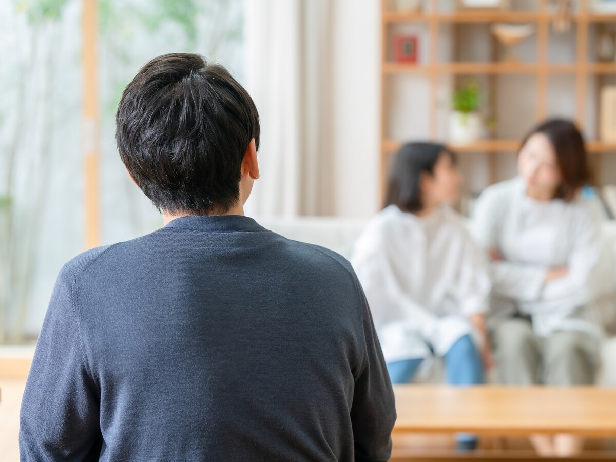 家族に「モテアピール」する男性の心理とは…… 画像出典：PIXTA