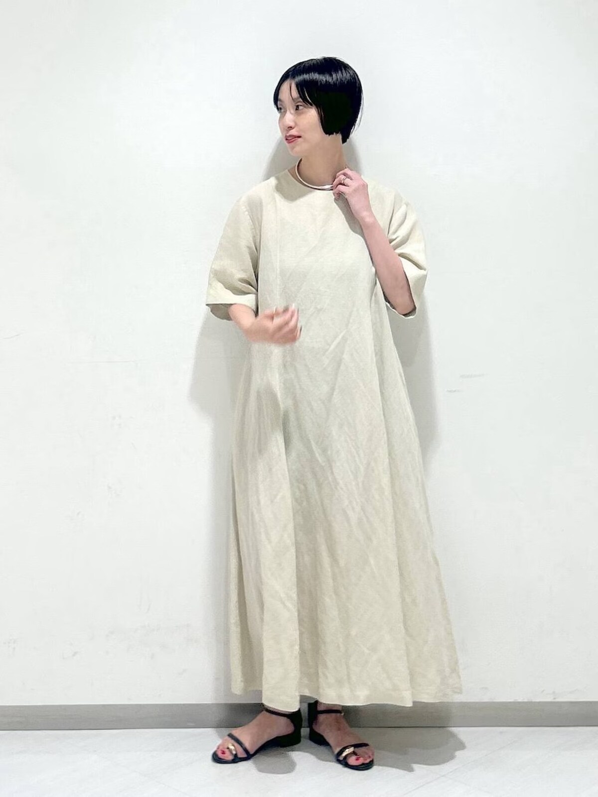 五分袖がシック！ 一枚で様になるワンピース　出典：WEAR