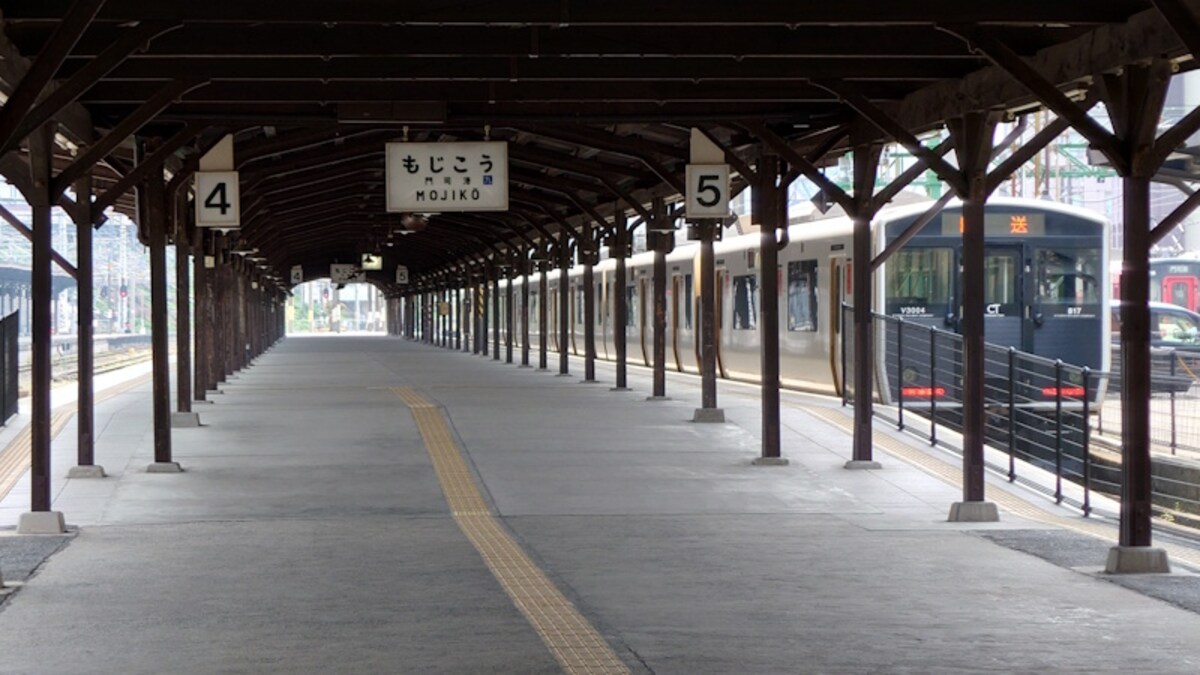 門司港駅（5）／旅情をかき立てる行き止まり式のホーム
