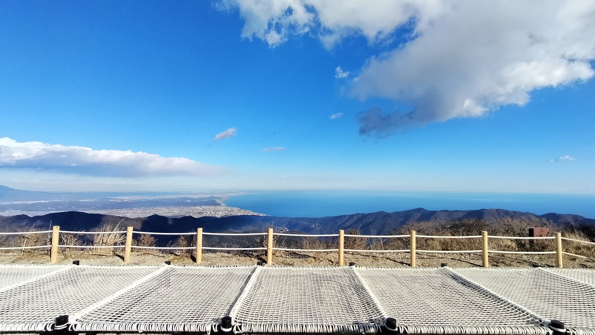 晴れた日の「海ノニワ」