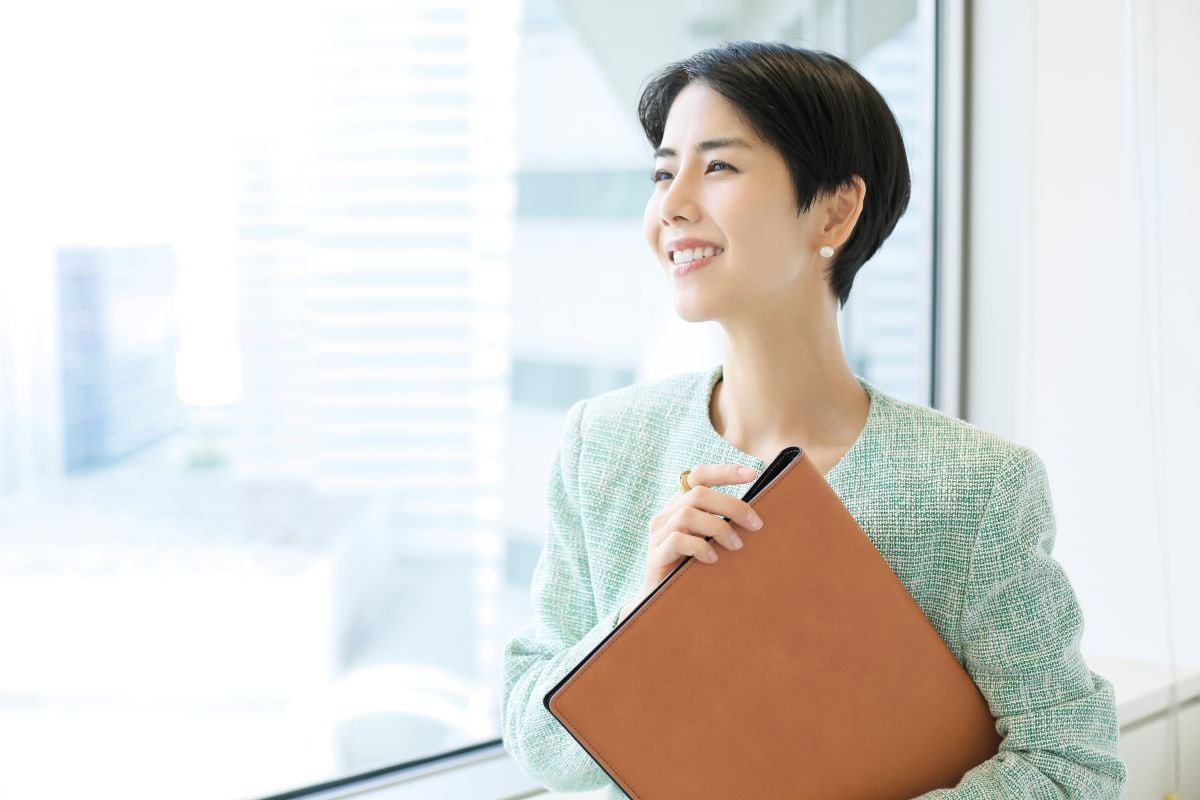 定期預金を途中で解約するとどうなる？金利・手数料・必要書類は？（画像出典：amanaimages）