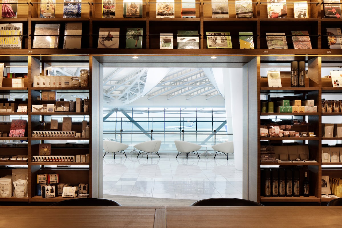 羽田空港 蔦屋書店