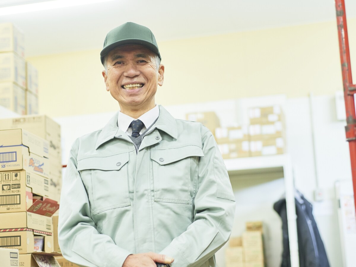 65歳以上の就業者数は914万人。高齢でも働き続けるメリット3つとは？ （画像出典：amanaimages）