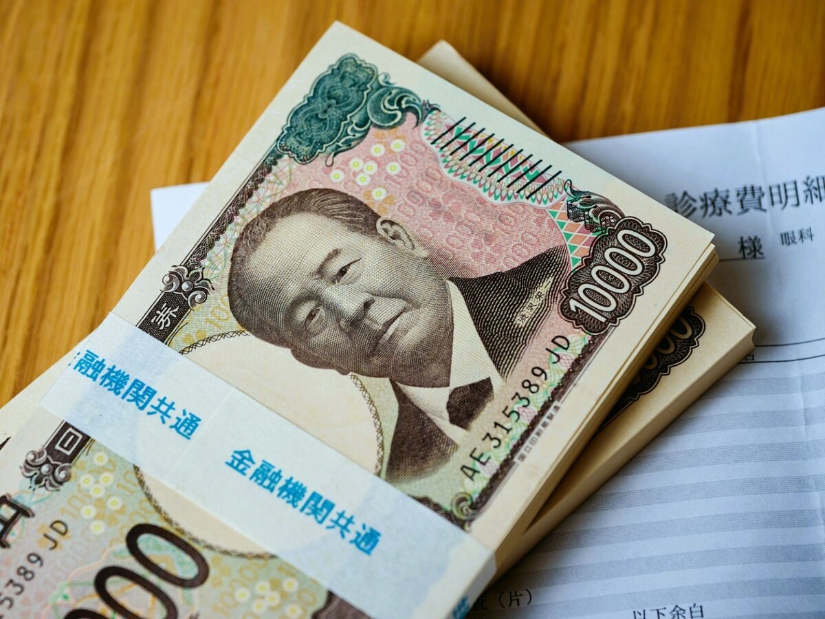 「国民皆保険」という制度を信じきっていて、本当に大丈夫でしょうか？ ※画像出典：PIXTA