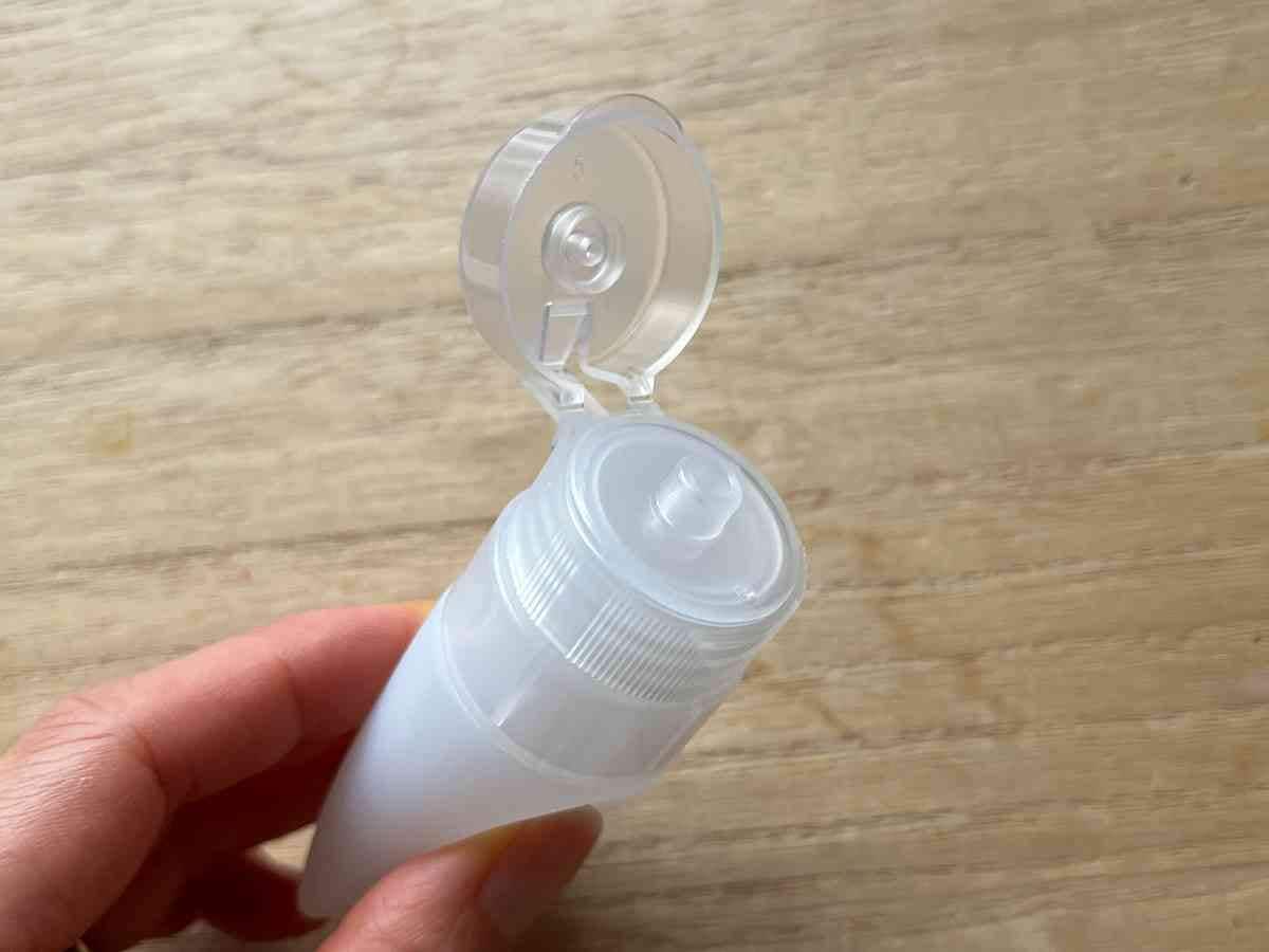 セリアの「シリコンチューブ」は何度も使える