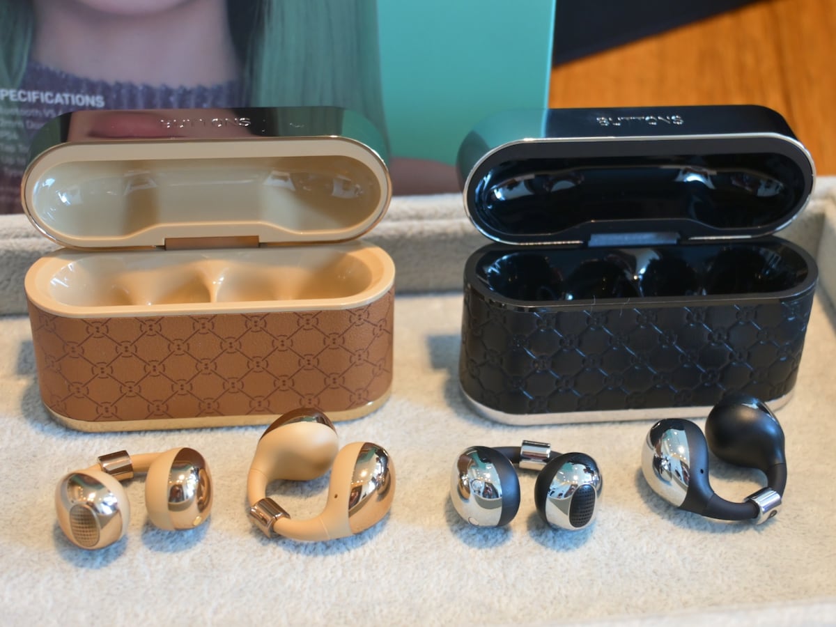 BUTTONS CLIP専用ケース(BUTTONS発表会にて)