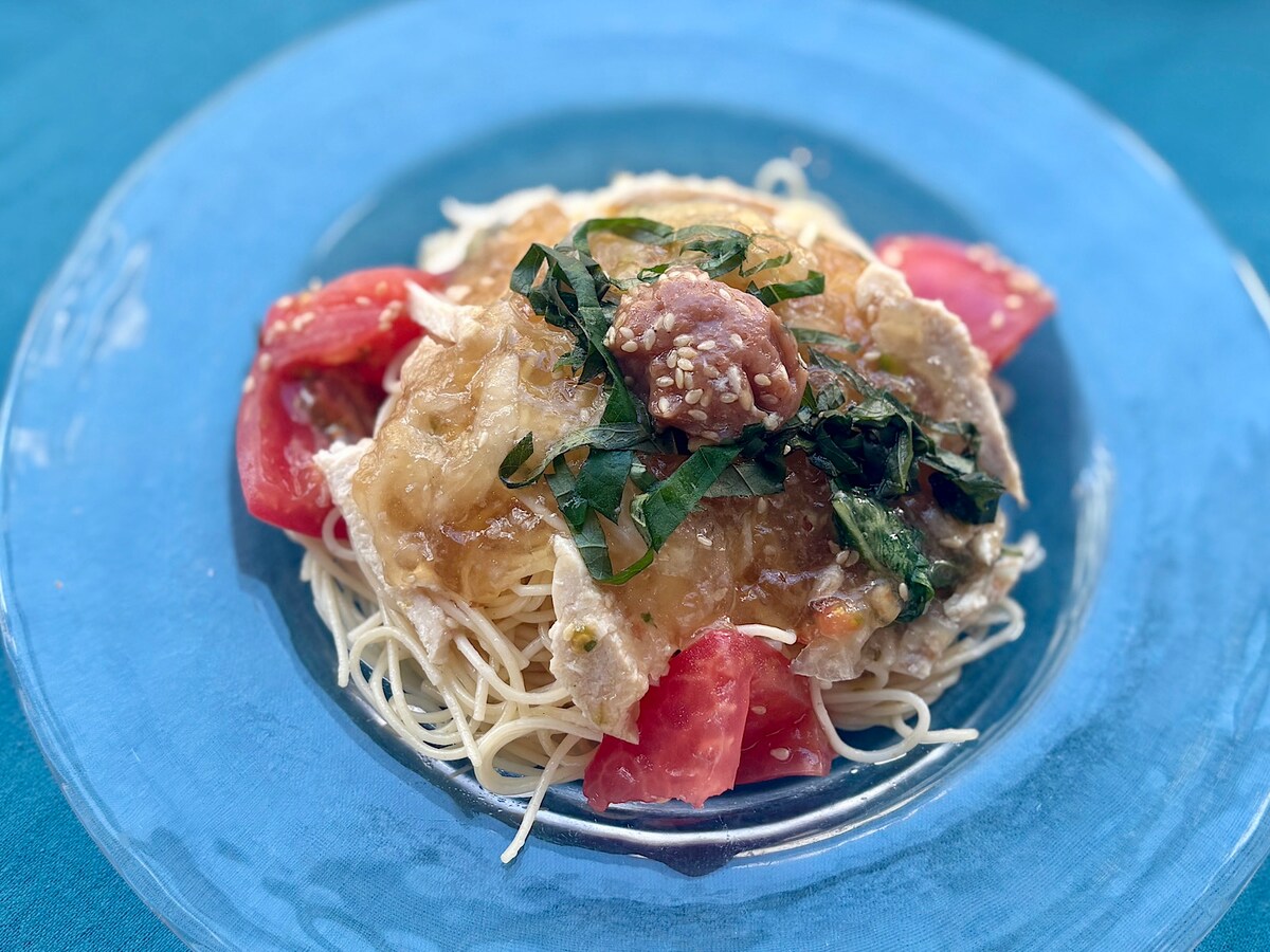 毎年発売されるたびに人気の冷やし麺！ 暑い季節に食べたくなるさっぱりした味わいです