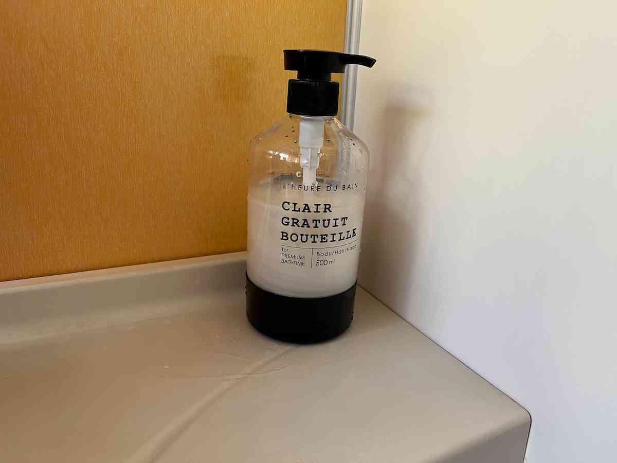 キャンドゥの「そこまで使える！ポンプボトル500ml」は最後までシャンプーを使える