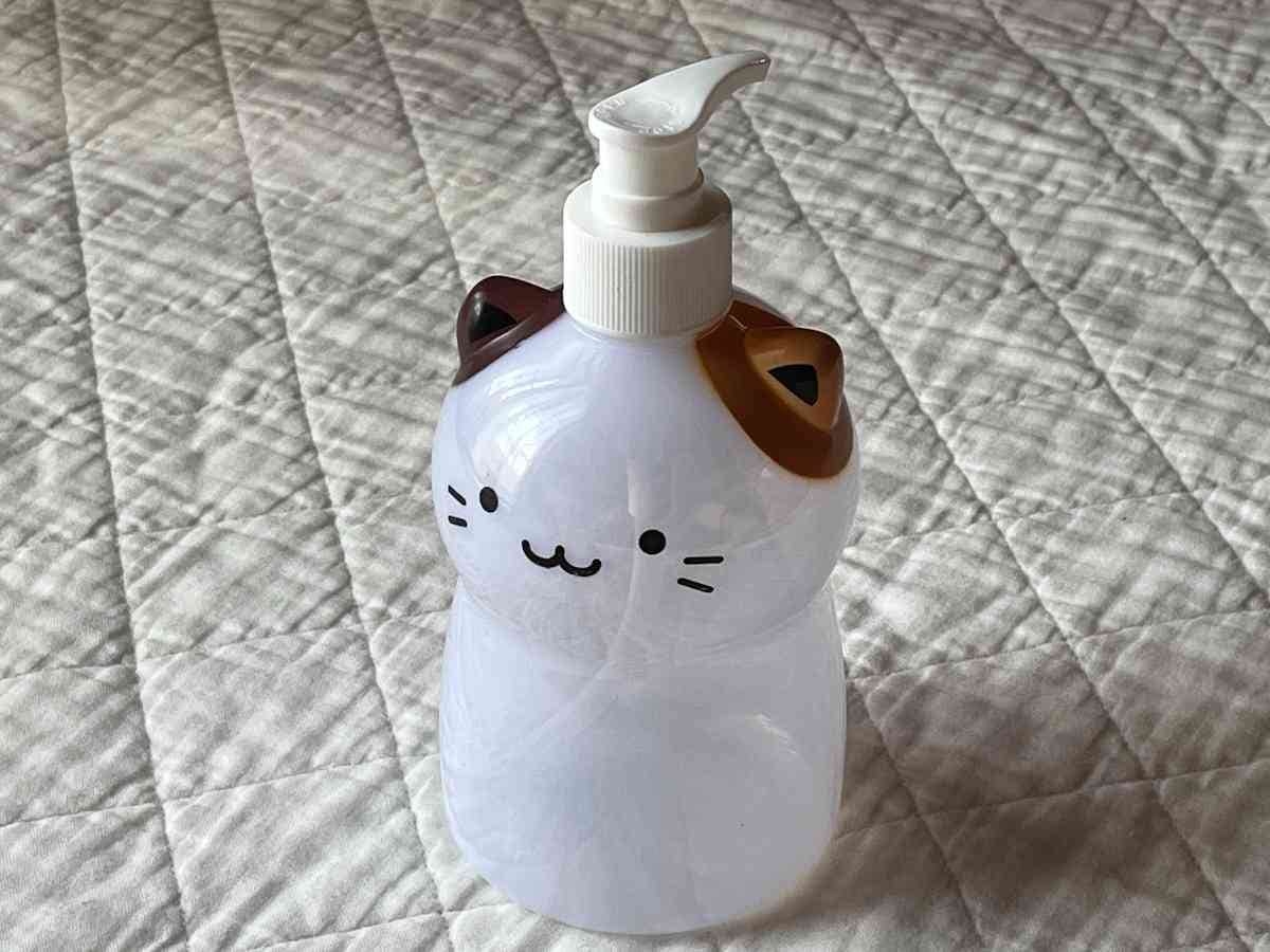 キャンドゥの「アニマルポンプボトル500ml」