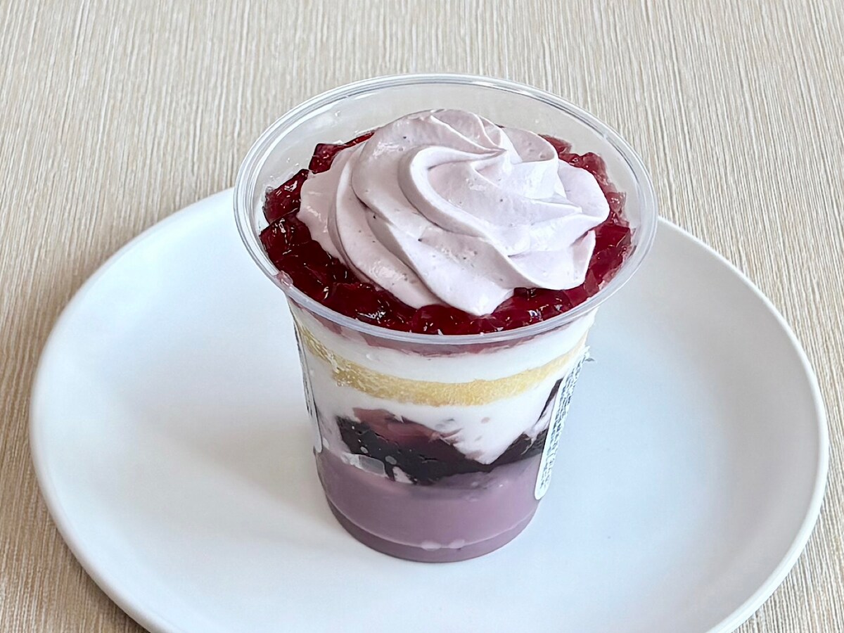 「ぶどうのパフェ」348円（税込） 