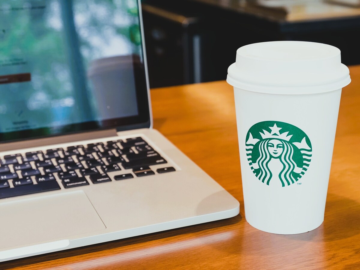 韓国のスターバックスも規制に乗り出した ※画像：Shutterstock.com（画像はイメージ）