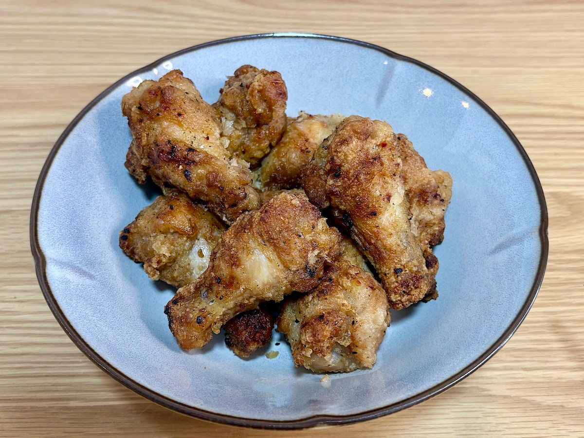 ガーリックが効いたジューシーな味わいが魅力です！
