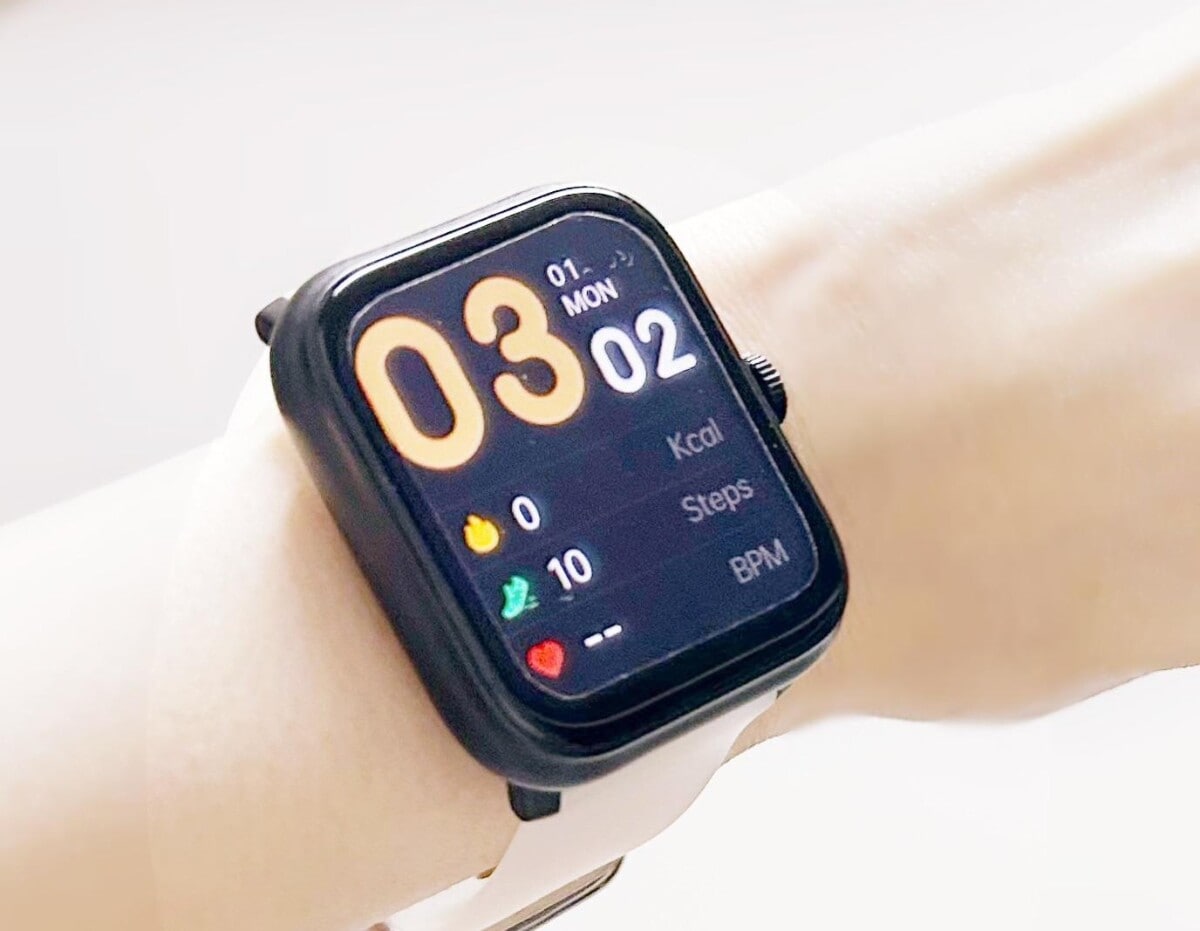 スリーコインズ「デバイスバンド Plus」は基本設定が簡単で使いやすい