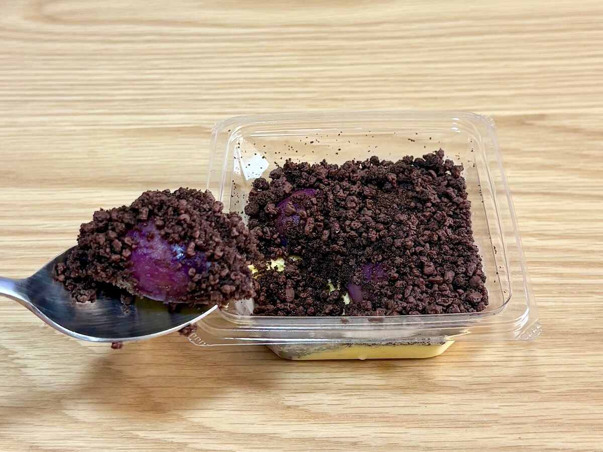 中には、なめらかな口どけのミニスイートポテトが4つ入っています！ 
