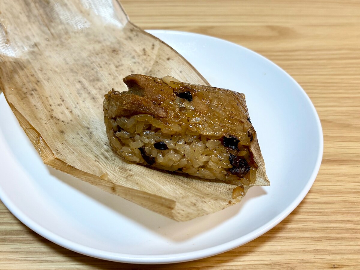冷凍しておけば、いつでも豚の角煮たっぷりのちまきを楽しめます！   