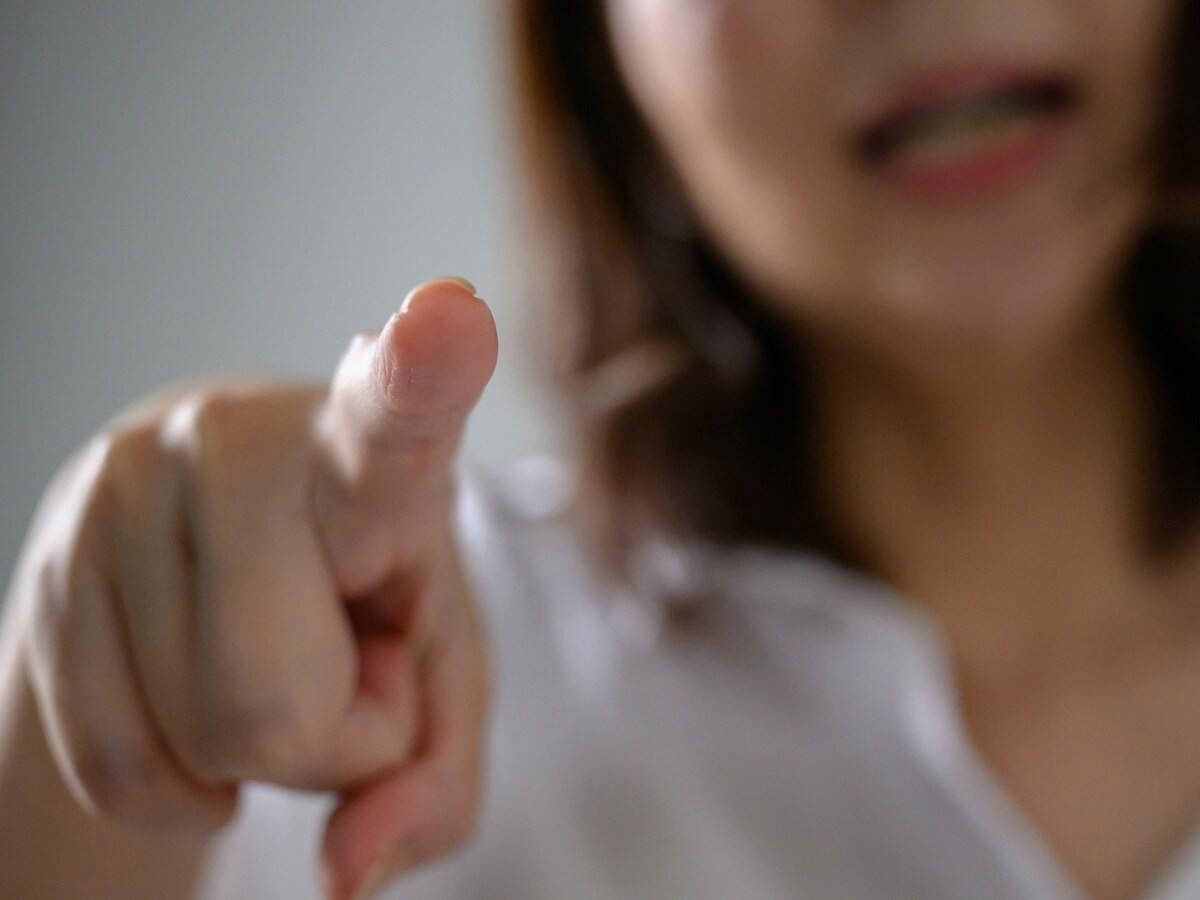 大人同士のモラハラの怖さとは（画像：PIXTA）