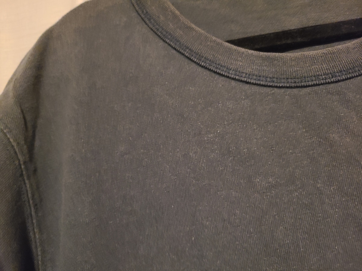 ユニクロの「リブネックTシャツ」は長持ちするのが嬉しい