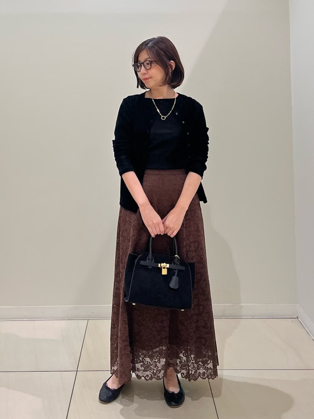 今シーズンは繊細なレースを使ったものがトレンドです　出典：WEAR