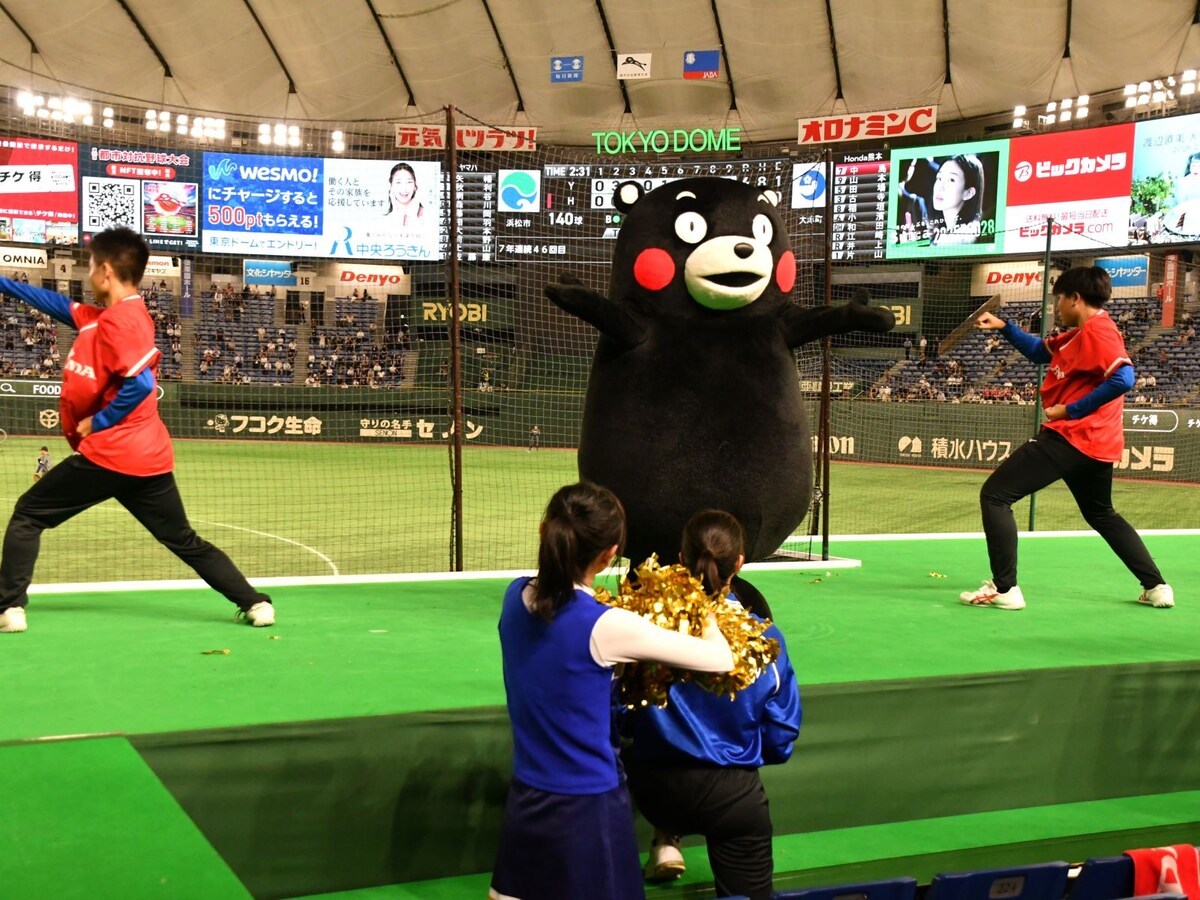 せんしゅのみなさんにパワーを＝9月1日、東京都文京区