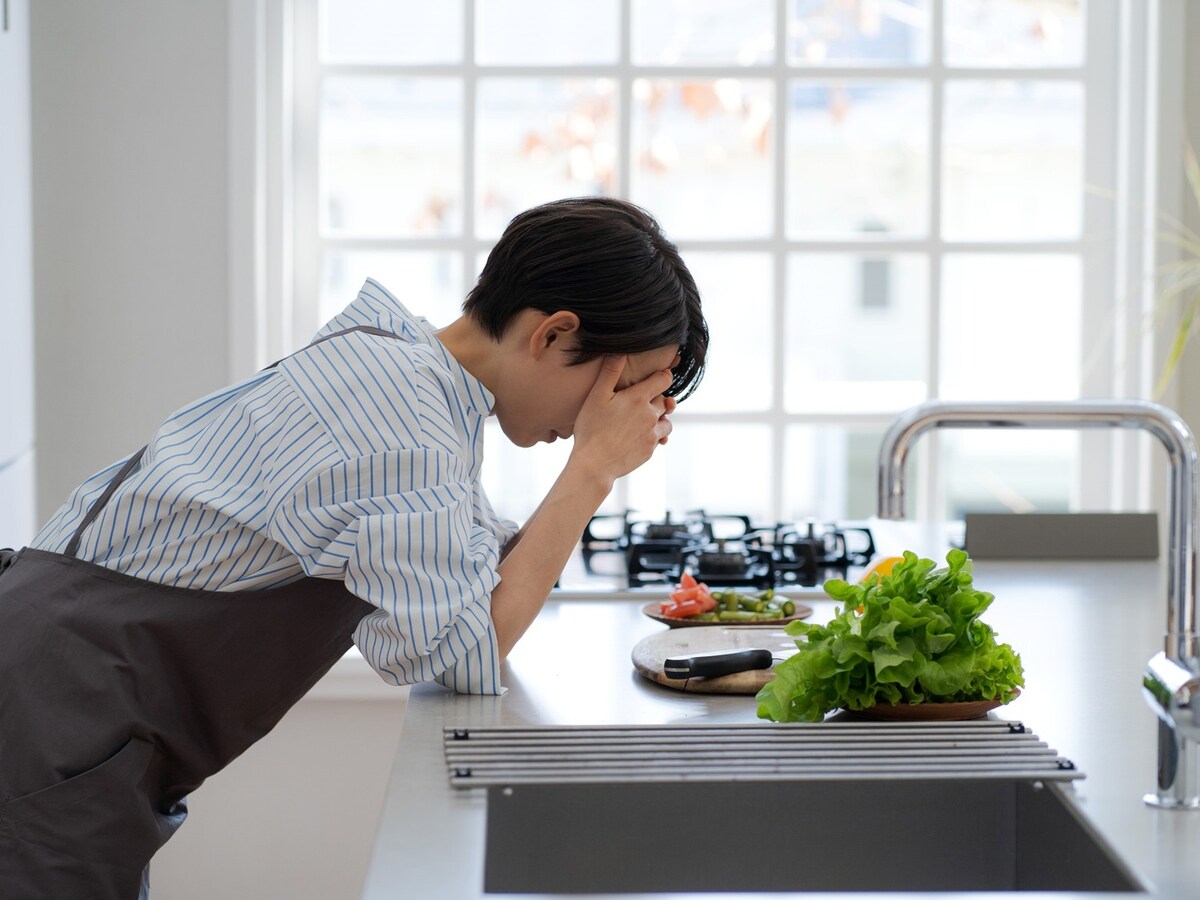 家計のためにわざわざ安い食材を買って料理を作っていたのに、家族の反応は意外なものだった…… ※画像：PIXTA