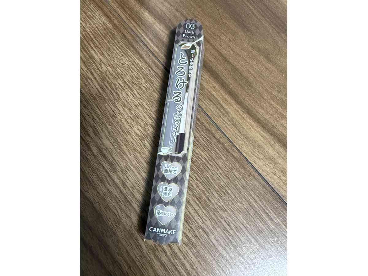 キャンメイクの「クリーミータッチライナー」