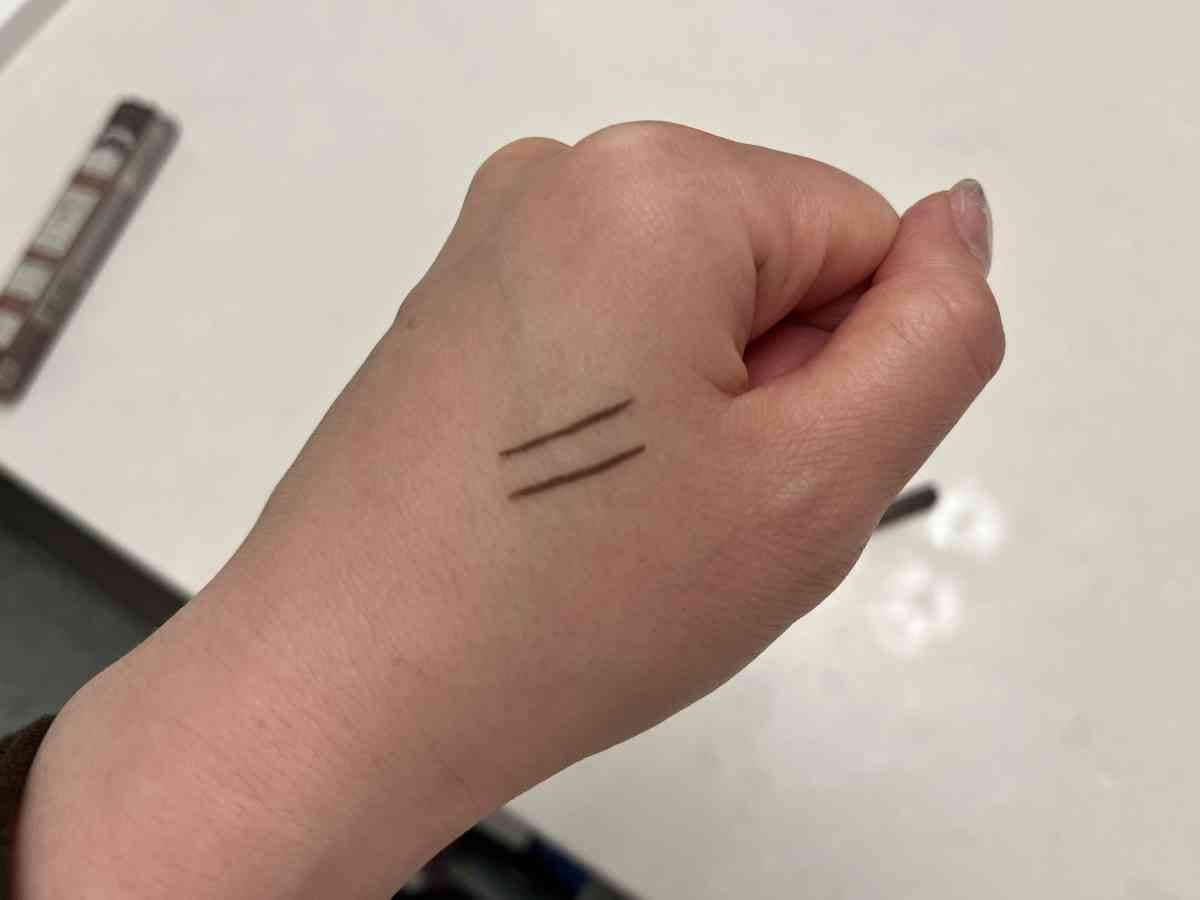 キャンメイクの「クリーミータッチライナー」