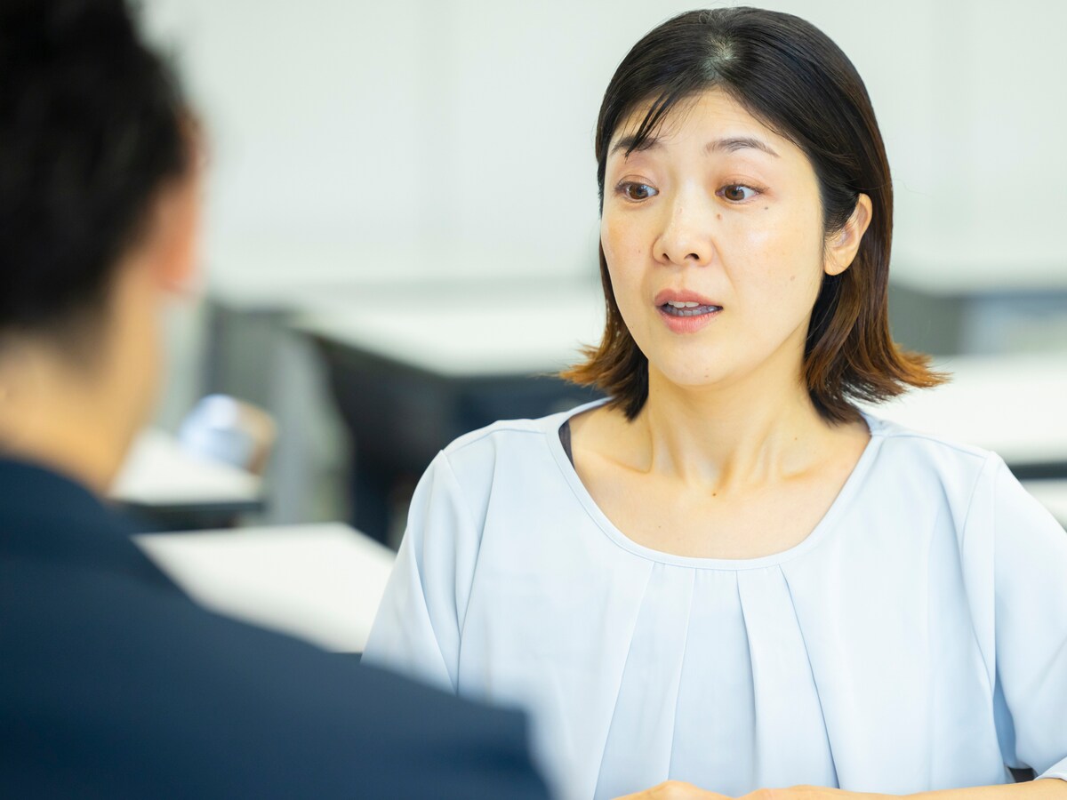 塾の先生の名前、把握していますか？ 中学受験で成績が伸びない家庭は、塾と「もったいない」関わり方をしているかも。※画像出典：PIXTA