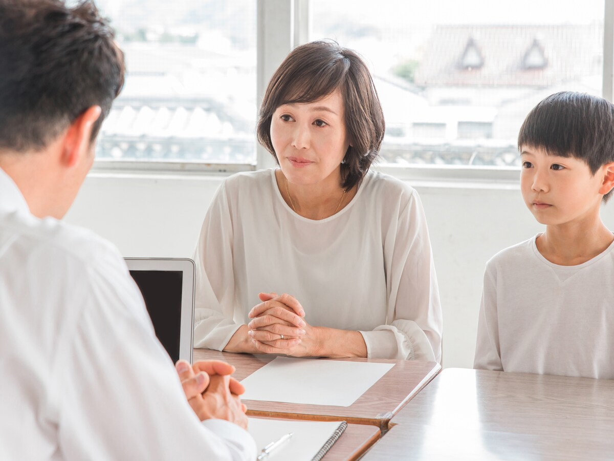 中学受験の塾選び、「難関校合格者多数」という広告だけで決めていませんか？※画像出典：PIXTA