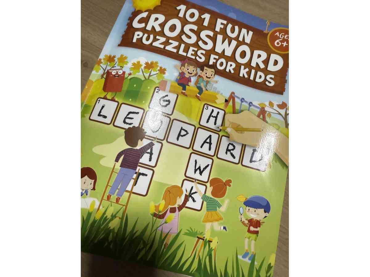 Amazonで買える子ども向け教材「101 Fun Crossword Puzzles for Kids」