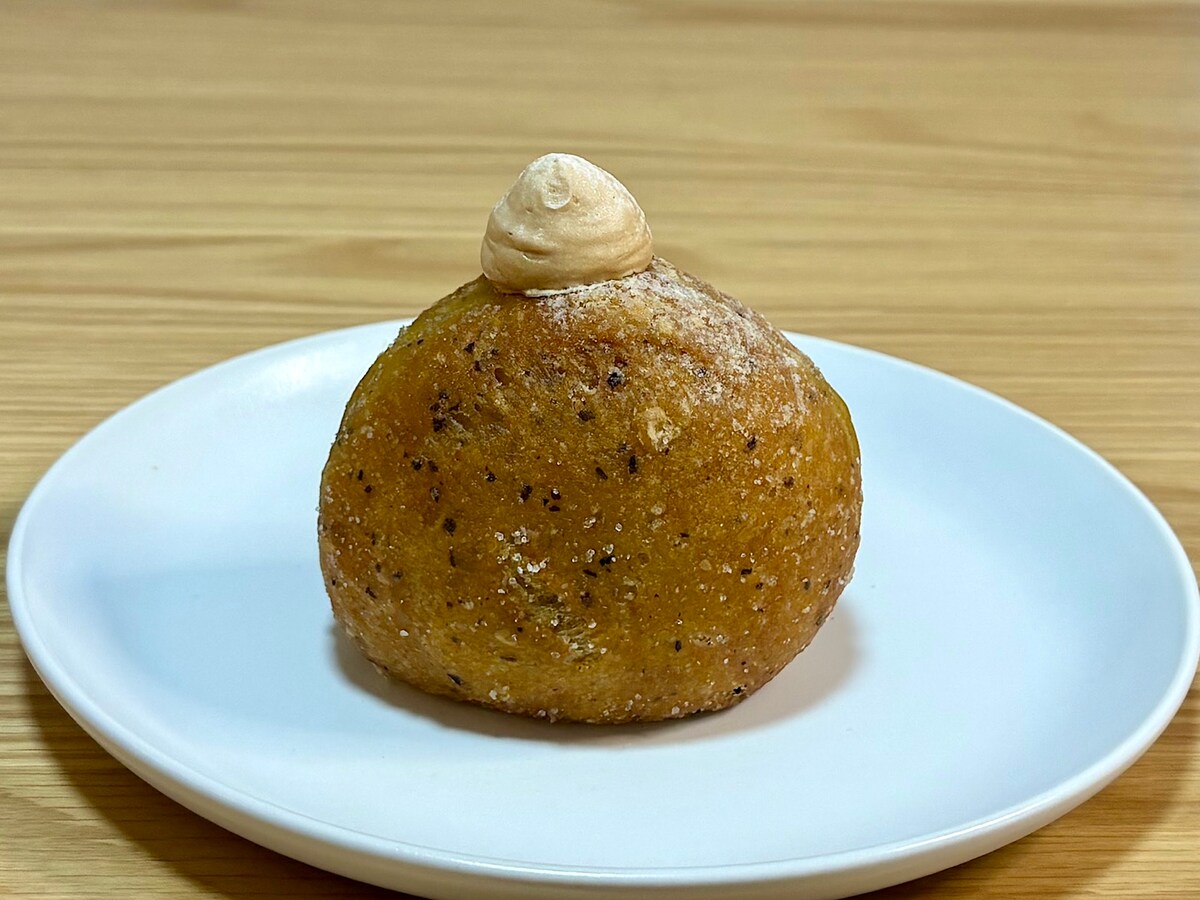 【UNI DONUTS】「リプトンコラボ紅茶のドーナツ」 500円（税込） 