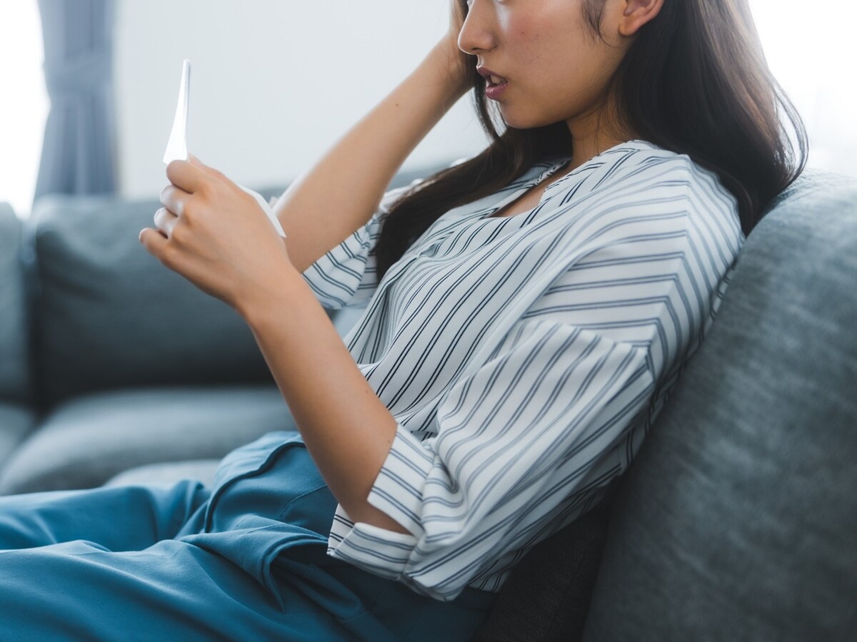インフレリスクを考えると今のままでは老後の資産形成に不安が…… ※画像：PIXTA