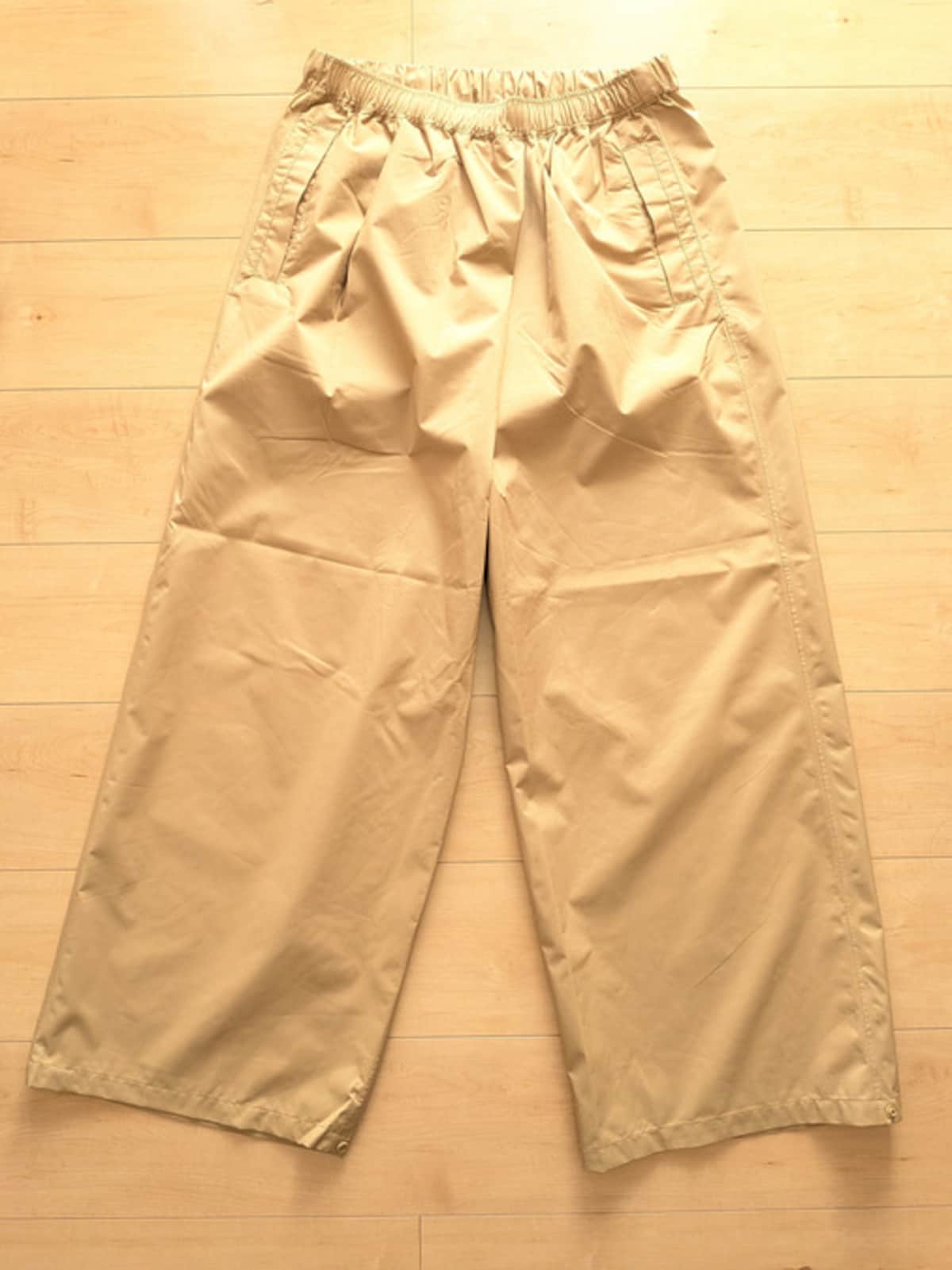 ワークマンの「レディースレインパンツ ワイド」は機能性抜群！