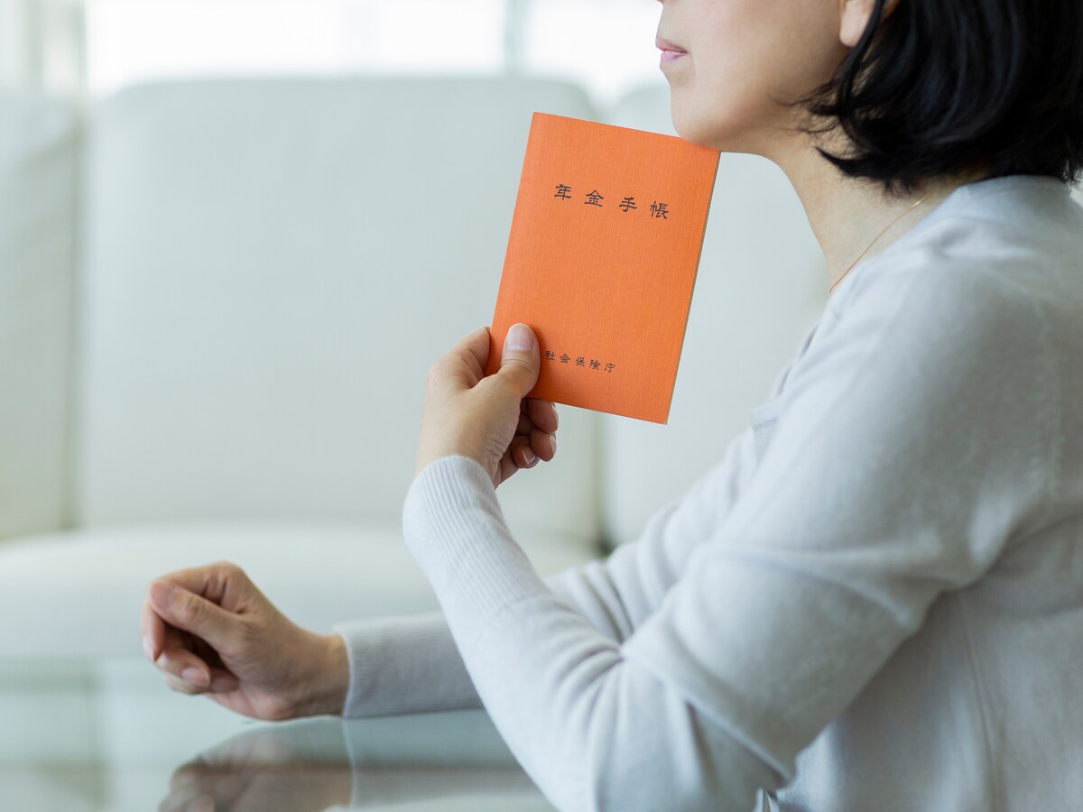 シングルの老後資金問題を知り、絶対NGなパターンを回避しよう。 ※サムネイル画像：PIXTA