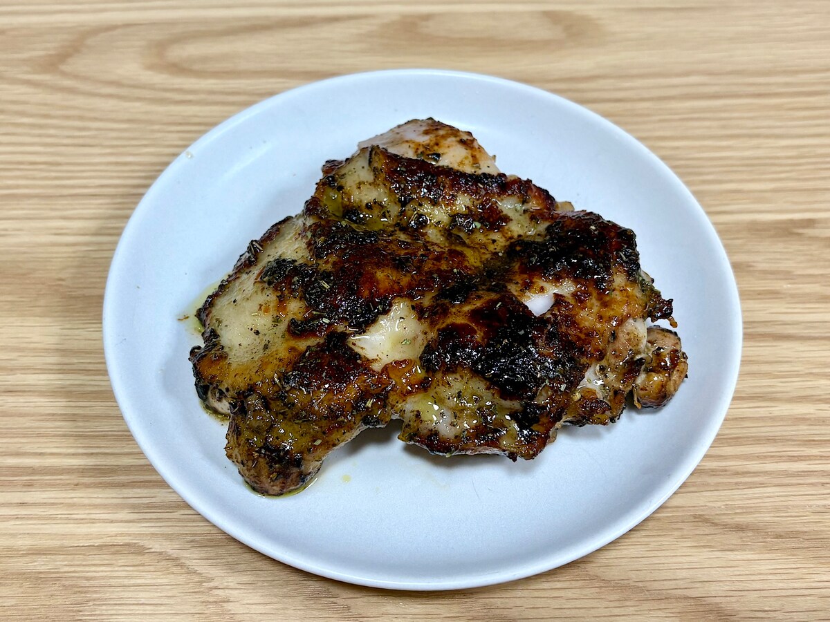 お肉が簡単にやわらかく仕上がり、ハーブの香り高さも絶品!